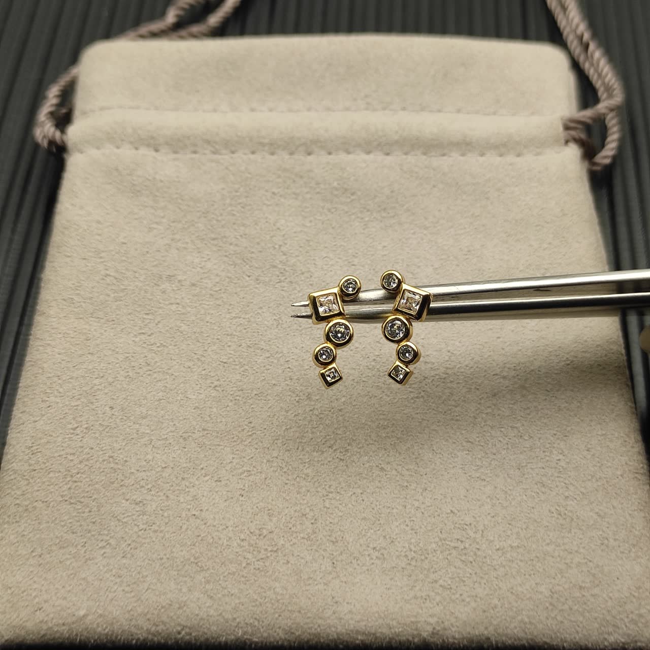 David Yurman Elegant Gold and Diamond Stud Earrings